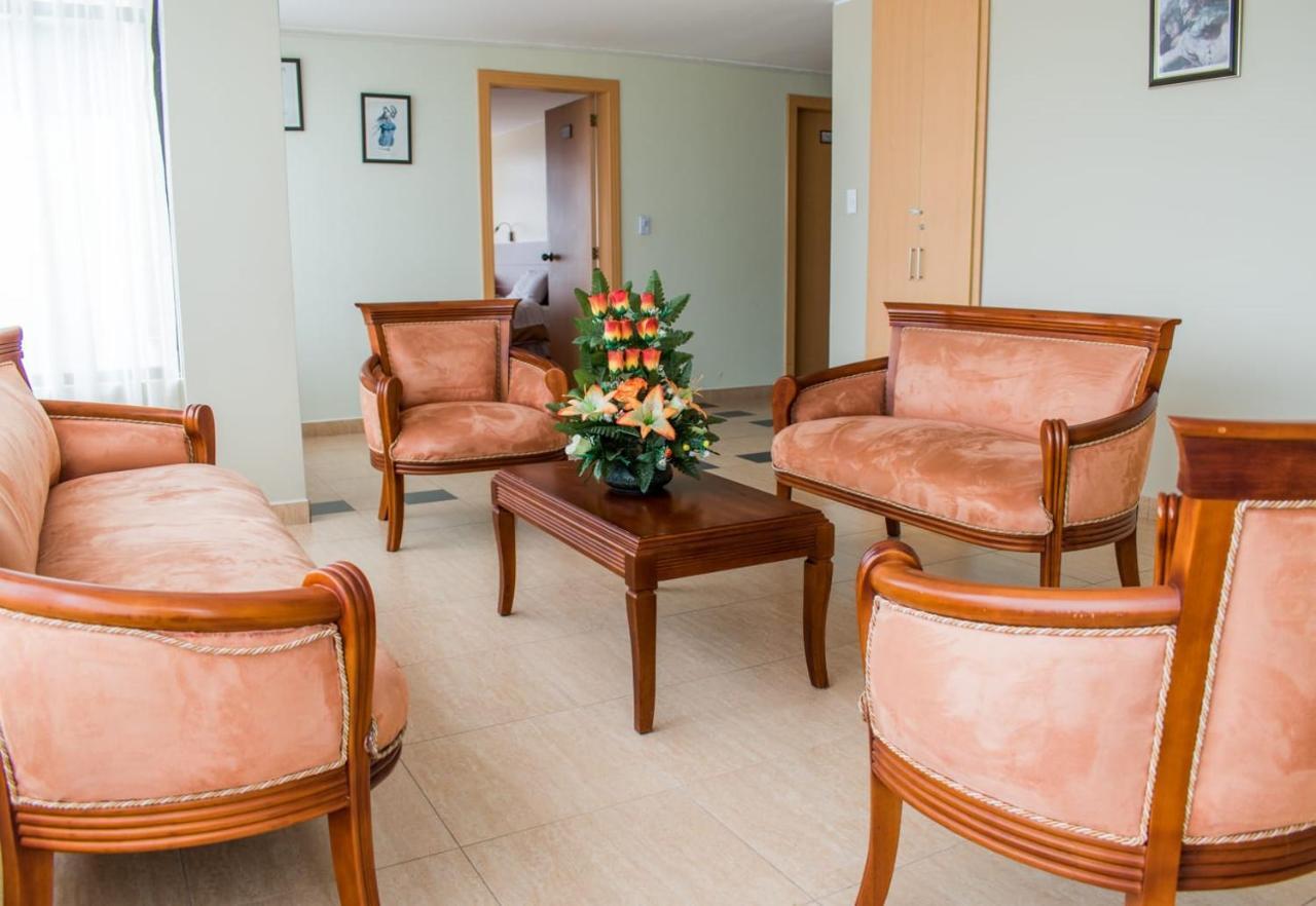 Hotel Flor De Los Andes Tulcán Eksteriør billede
